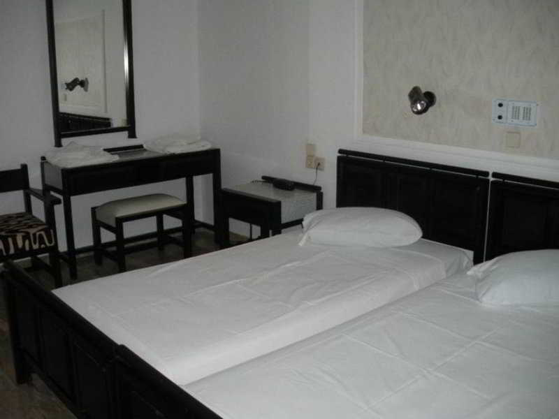 Hotel Anna Apartments Kokkini Hani Exterior photo